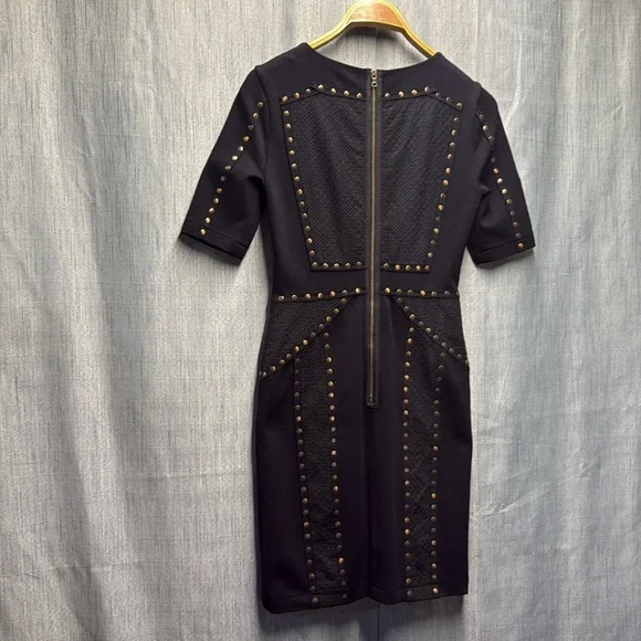 🏴 BCBGMaxAzria Mini Dress with Crew Neck size XS - Picture 8 of 11